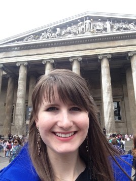 Selfie outside the British Museum.